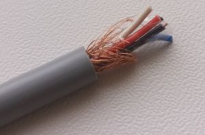 Кабель передачи данных экранированный 4х0.14 медный гибкий 4 жильный две пары многопроволочных жил сечением 0.14 кв. мм в экране медного плетения внешний диаметр 5 мм liycy data cable 2 x 2 x 0.25 купить с доставкой по Киеву за приемлемую цену trvvp rvvp 