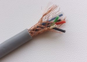 Кабель для передачи данных экранированный 6х0.14 медный гибкий 6 жильный три пары многопроволочных жил сечением 0.14 кв. мм 26 awg в экране медного плетения внешний диаметр 6.2 мм liycy data cable 3 x 2 x 0.14 купить за приемлемую цену trvvp rvvp