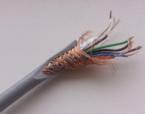 Кабель для передачи данных экранированный 8х0.14 медный гибкий 8 жильный четыре пары многопроволочных жил сечением 0.14 кв. мм в экране медного плетения внешний диаметр 6.8 мм liycy data cable 4 x 2 x 0.14 купить 26 awg за приемлемую цену trvvp rvvp